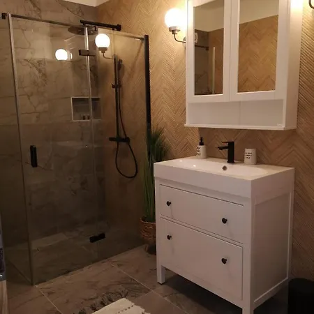 アパート Lovro Luxury With Jacuzzi And Terrace Sea View サリ