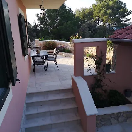 Lovro Luxury With Jacuzzi And Terrace Sea View Sali