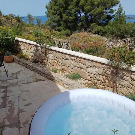 Lovro Luxury With Jacuzzi And Terrace Sea View * Сали