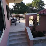 Lovro Luxury With Jacuzzi And Terrace Sea View Sali